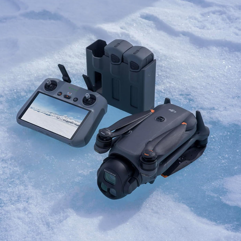 Mavic 4 Pro 512GB Creator Kit (including remote control Pro 2), flagship level triple camera drone, equipped with 100MP 4/3 CMOS Hasselblad camera, maximum flight time of 51 minutes, including three batteries Professional Edition movie level photography